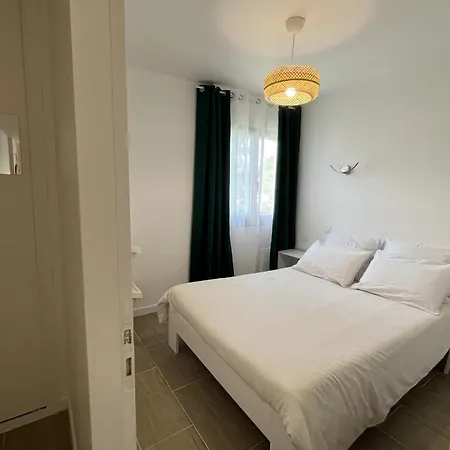 Cosy Apartment With Swimming Pool