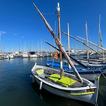 Cosy With Swimming Pool Hyeres